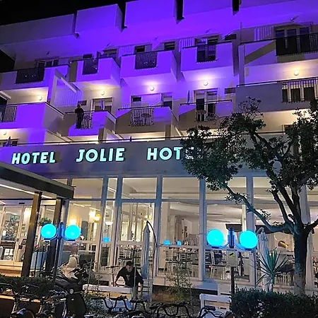 朱莉酒店 3*