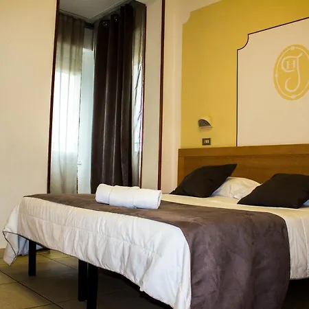 מלון Jolie רימיני