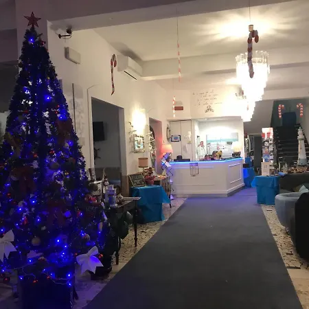 فندق Jolie