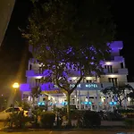 Jolie Hotel 3*