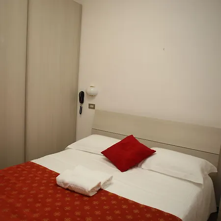 朱莉酒店 酒店 里米尼